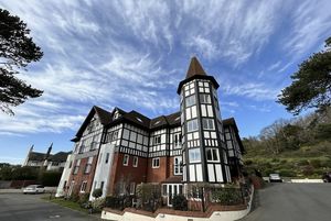 Photo 1- click for photo gallery